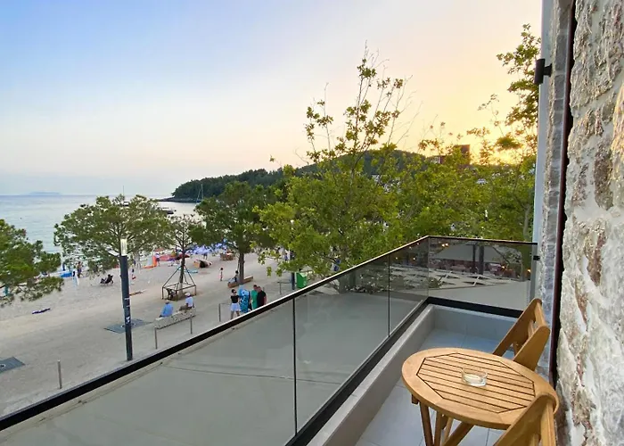 Hotel Acta 1939 Himara