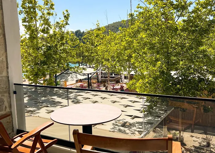 Hotel Acta 1939 Himara