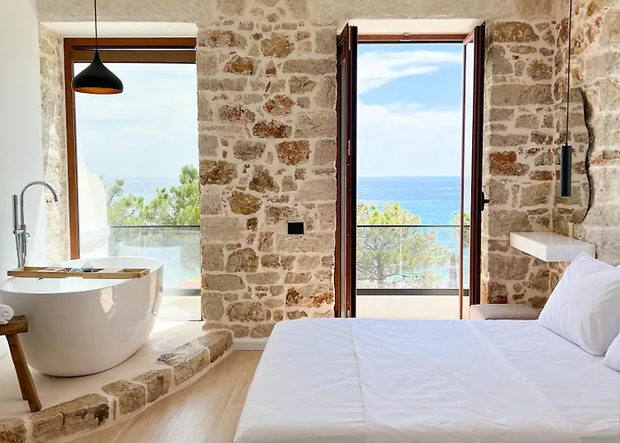 Hotel Acta 1939 Himara